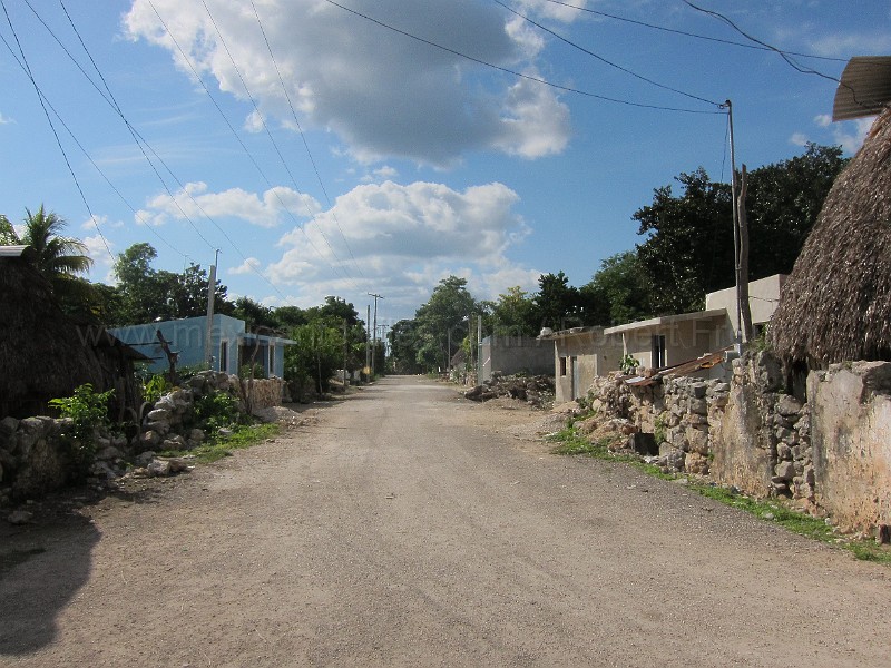 mayan_santacruz06.JPG - Documantary photos of villages of Calkani, Campeche november 2011